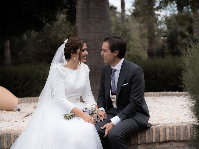 La boda de Álvaro y Isabel en Dos Hermanas, Sevilla 47