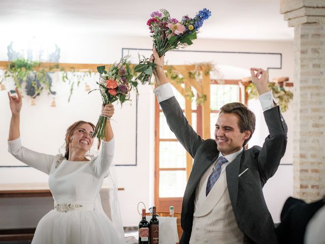 La boda de Álvaro y Isabel en Dos Hermanas, Sevilla 59