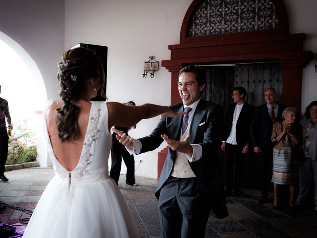 La boda de Álvaro y Isabel en Dos Hermanas, Sevilla 69