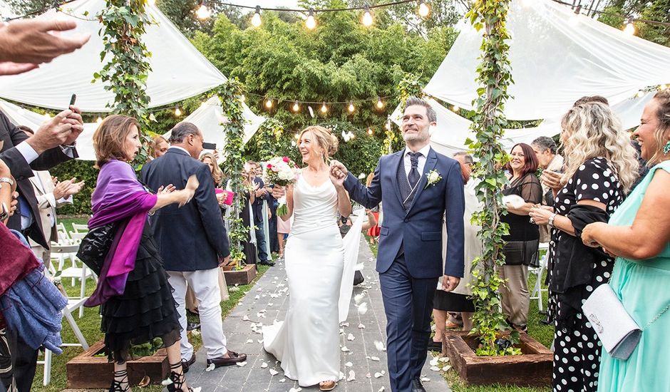 La boda de Jordi y Lydia en Sant Fost De Campsentelles, Barcelona