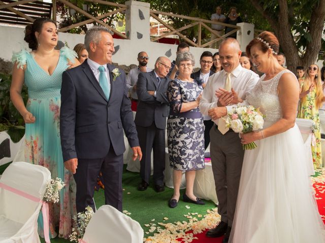 La boda de Jorge y Carmen en Los Realejos, Santa Cruz de Tenerife 10