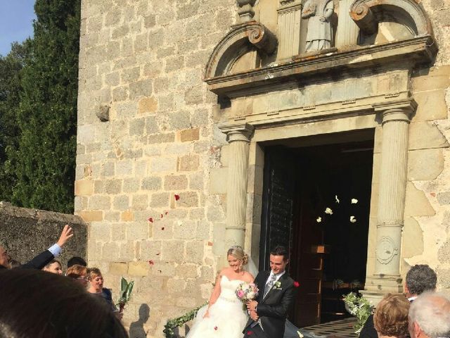 La boda de Ángel  y Melanie  en Vilanova Del Valles, Barcelona 17