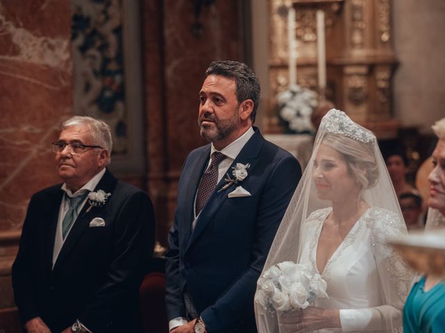 La boda de Miguel y Beatriz en Villanueva Del Ariscal, Sevilla 13