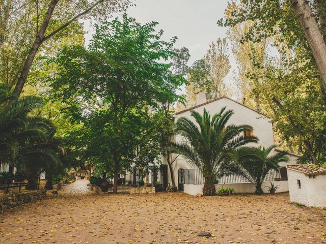 La boda de Sarah y Antonio en Alborache, Valencia 3