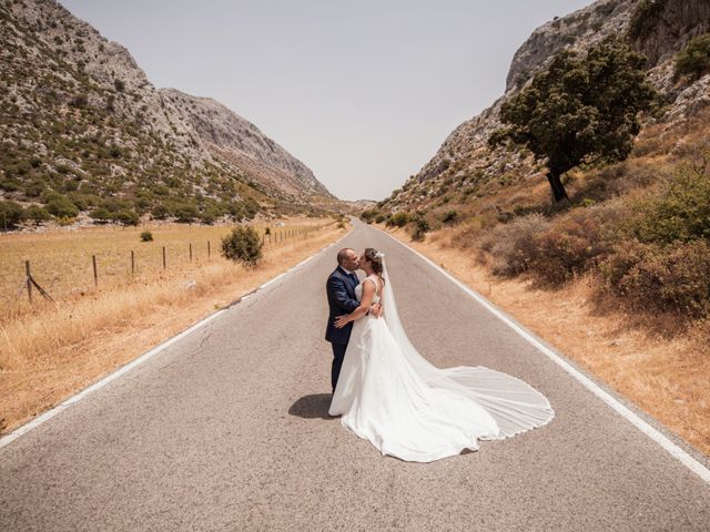 La boda de Manolo y Rocío en Ubrique, Cádiz 2
