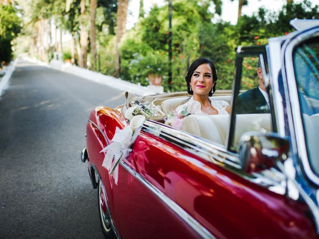 La boda de Jaime Valdeolivas y Sandra Requena en Godella, Valencia 6