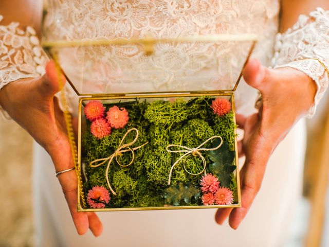 La boda de Jaime Valdeolivas y Sandra Requena en Godella, Valencia 34