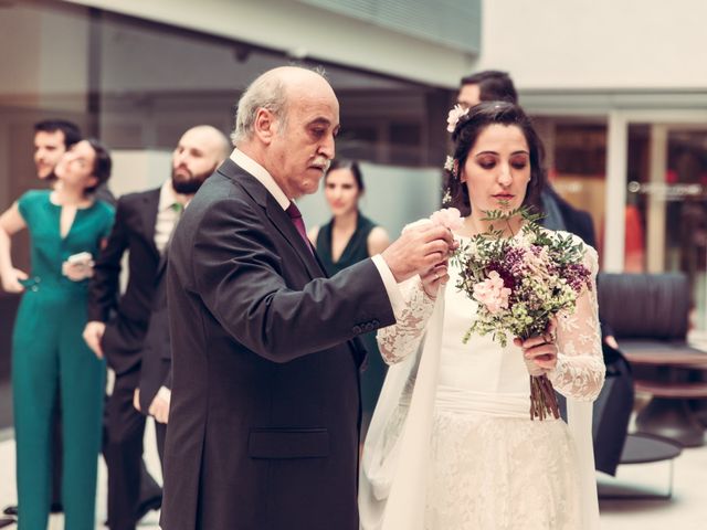 La boda de Alida y Héctor en Madrid, Madrid 13