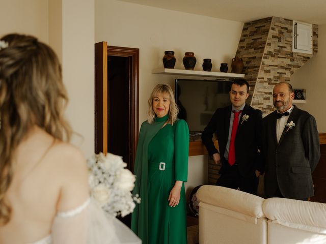 La boda de Miguel y Sandra en Sotos De Sepulveda, Segovia 17