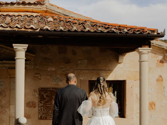 La boda de Miguel y Sandra en Sotos De Sepulveda, Segovia 44