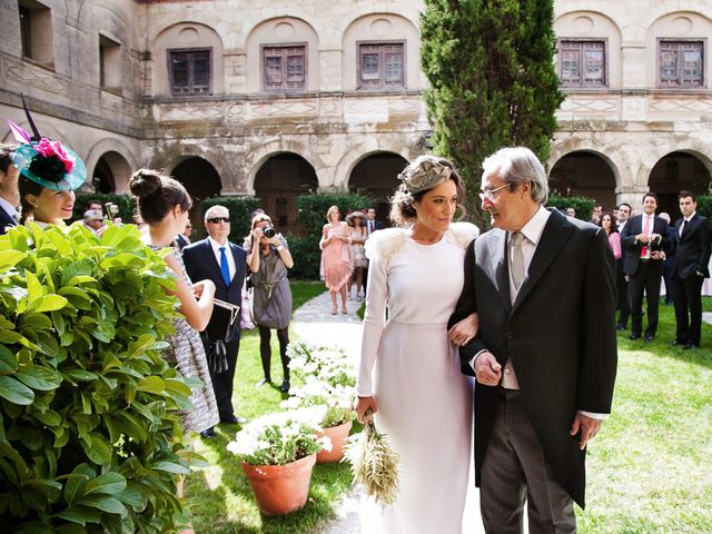 La boda de Antonio y Clara en Bercial, Segovia 34