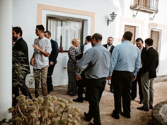 La boda de Carlos y Vanesa en Prado Del Rey, Cádiz 55