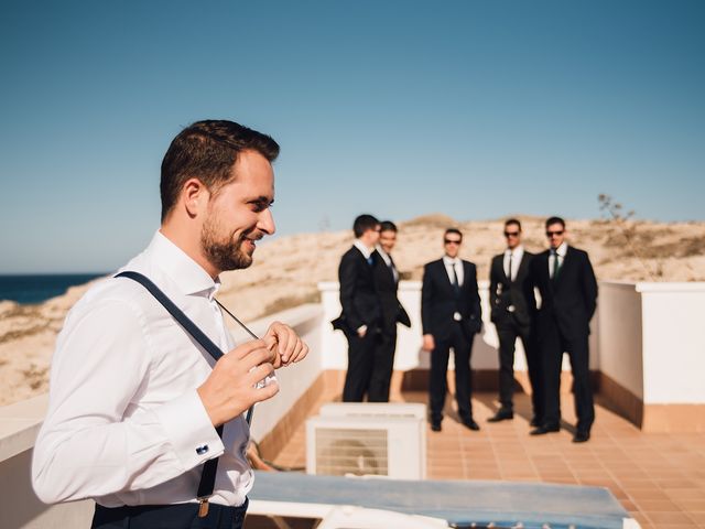 La boda de Luis y Danae en Los Escullos, Almería 7