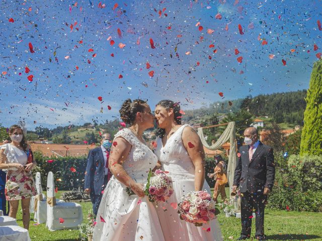 La boda de Fernanda y Maria en Naveces, Asturias 27