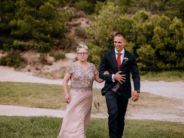 La boda de Irerne y Alfredo en L&apos; Ametlla De Mar, Tarragona 11