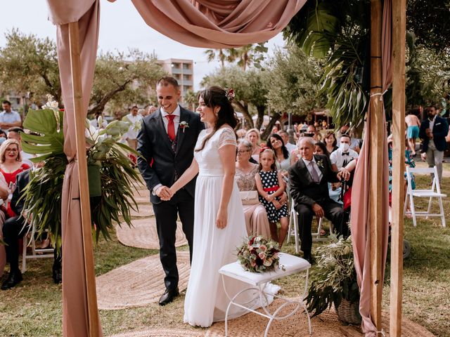 La boda de Irerne y Alfredo en L&apos; Ametlla De Mar, Tarragona 16