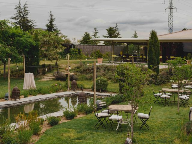 La boda de Carla y Isabel en San Agustin De Guadalix, Madrid 10