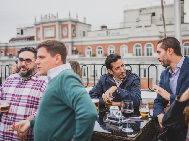 La boda de Guille y Mary en Madrid, Madrid 296