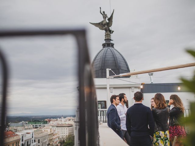 La boda de Guille y Mary en Madrid, Madrid 298