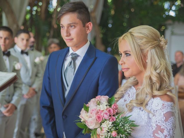 La boda de Julia y Camilo en Málaga, Málaga 16