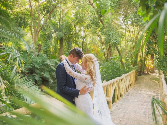 La boda de Julia y Camilo en Málaga, Málaga 32