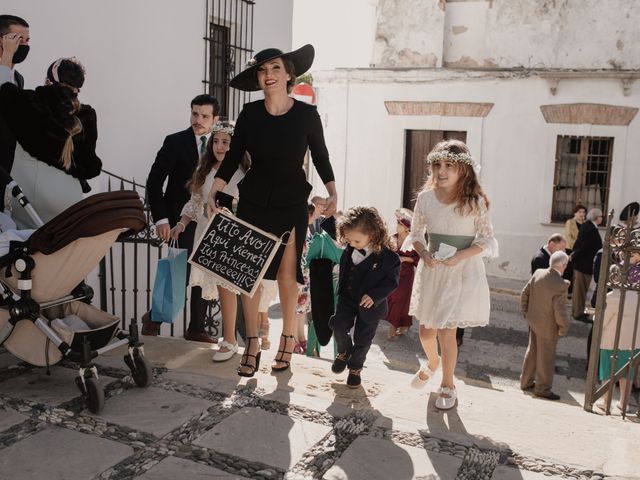La boda de Álvaro y Carmen en Los Barrios, Cádiz 26