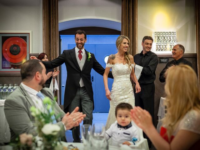 La boda de Berna y Claudia en Gijón, Asturias 32