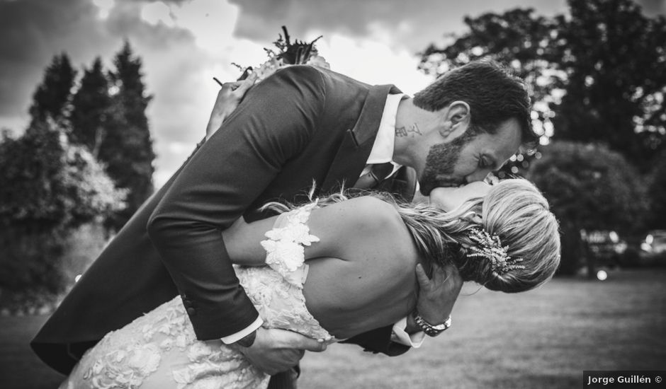 La boda de Berna y Claudia en Gijón, Asturias