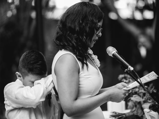 La boda de Jonathan y Marta en Castelló/castellón De La Plana, Castellón 44