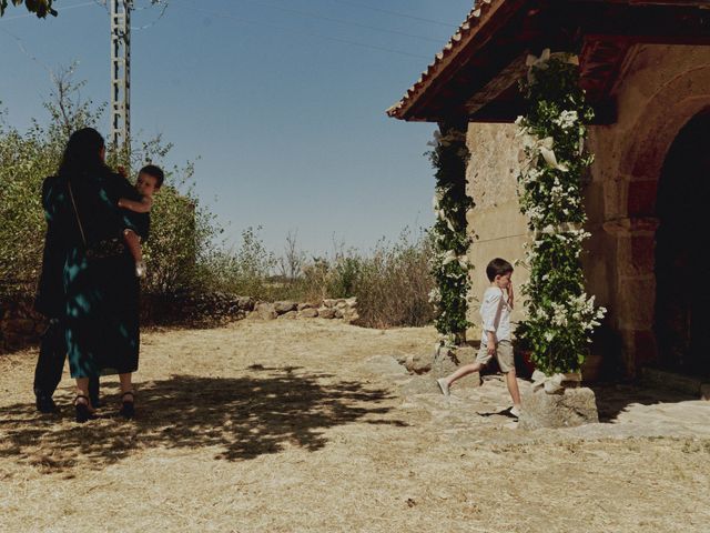La boda de Germán y Ana Blanca en Cabanillas Del Monte, Segovia 45