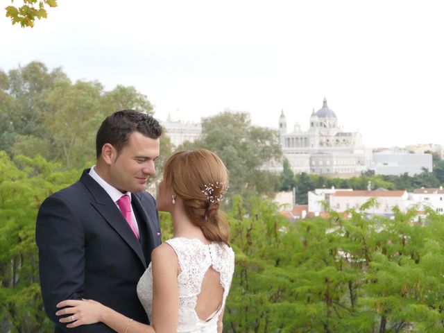 La boda de Raul y Cristina en Mangiron, Madrid 23