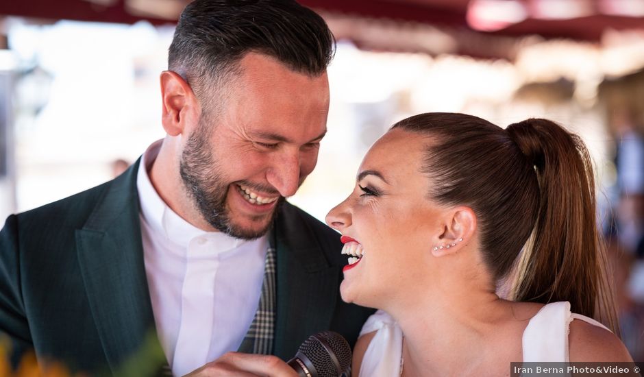 La boda de María y Aleo en Torrevieja, Alicante