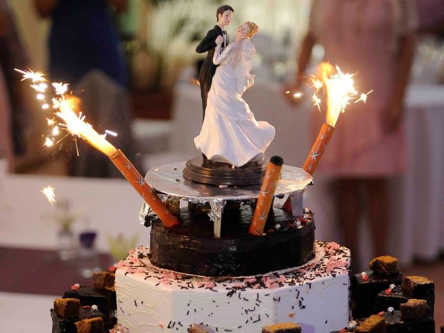 La boda de Guillermo y Olga en Tossa De Mar, Girona 6