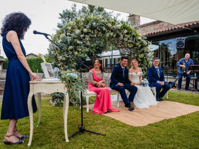 La boda de Sergio y Aldara en Chantada (Casco Urbano), Lugo 28