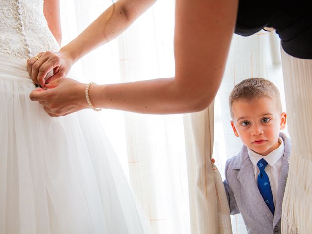 La boda de Héctor y Andrea en Santpedor, Barcelona 29