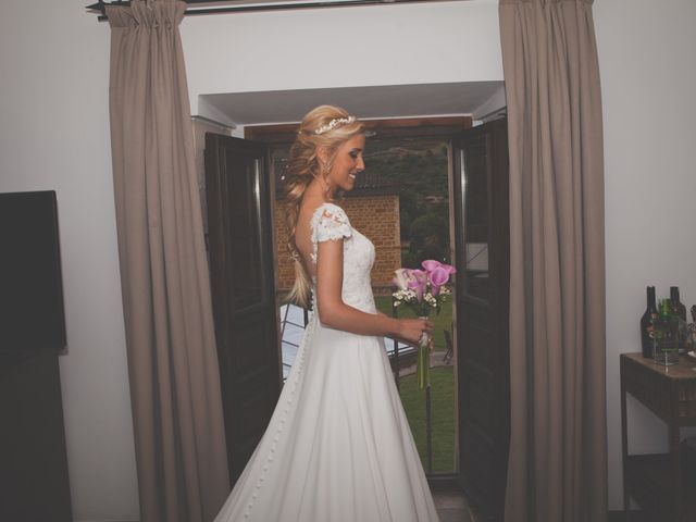 La boda de Enol y Ana en Cangas De Onis, Asturias 13