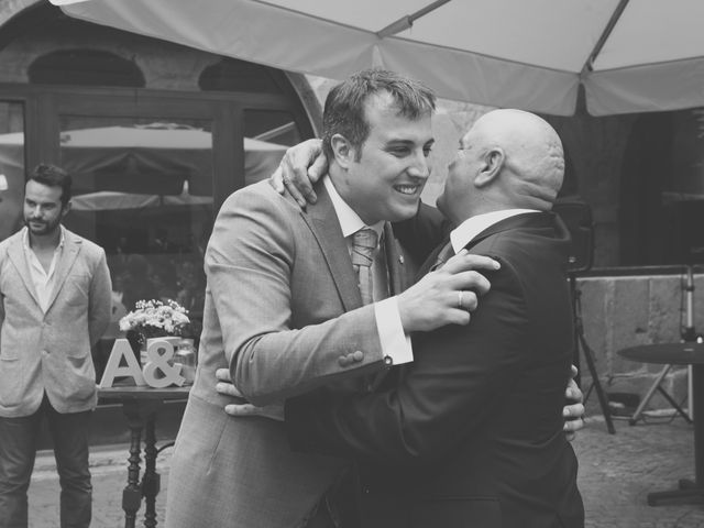 La boda de Enol y Ana en Cangas De Onis, Asturias 33