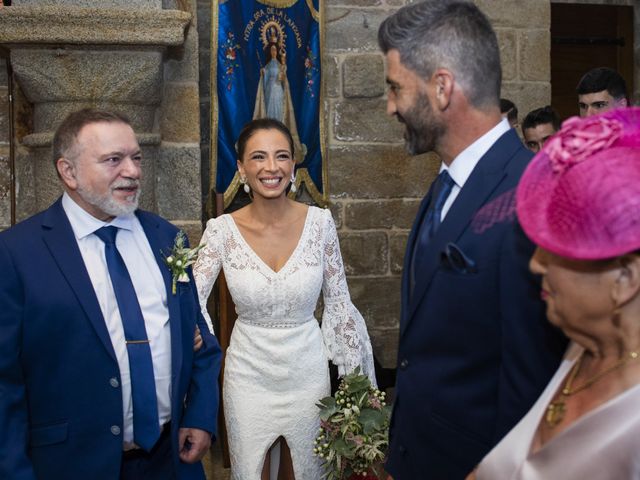 La boda de Julian y Romina en Vilagarcía de Arousa, Pontevedra 26