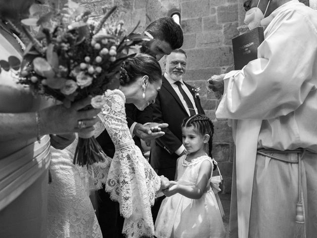 La boda de Julian y Romina en Vilagarcía de Arousa, Pontevedra 32