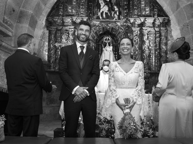 La boda de Julian y Romina en Vilagarcía de Arousa, Pontevedra 36
