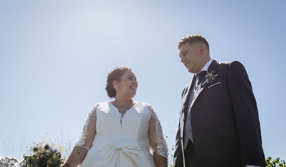 La boda de Borja y Ángela  en El Franco, Asturias