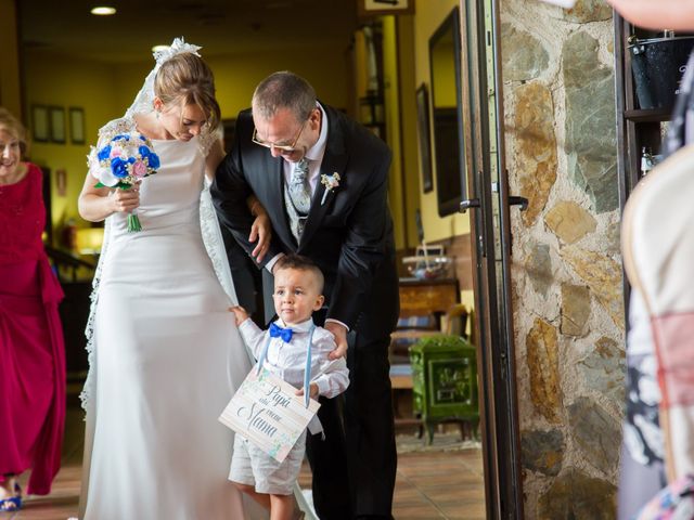 La boda de Roberto y Sara en Fuenlabrada, Madrid 24