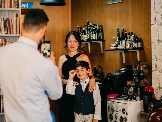 La boda de Toni y María en Caracuel De Calatrava, Ciudad Real 17