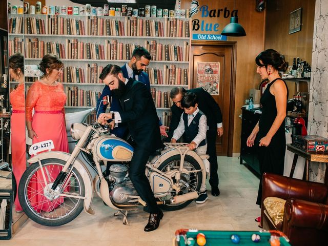 La boda de Toni y María en Caracuel De Calatrava, Ciudad Real 32