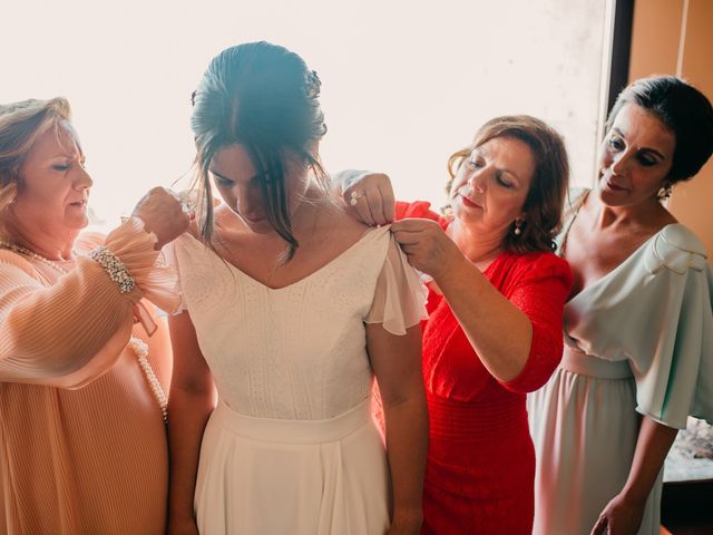 La boda de Toni y María en Caracuel De Calatrava, Ciudad Real 48