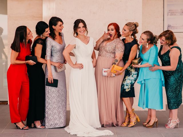 La boda de Toni y María en Caracuel De Calatrava, Ciudad Real 54