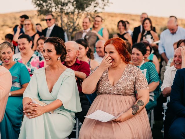 La boda de Toni y María en Caracuel De Calatrava, Ciudad Real 73