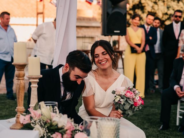 La boda de Toni y María en Caracuel De Calatrava, Ciudad Real 74