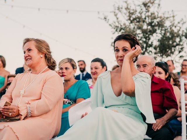 La boda de Toni y María en Caracuel De Calatrava, Ciudad Real 78