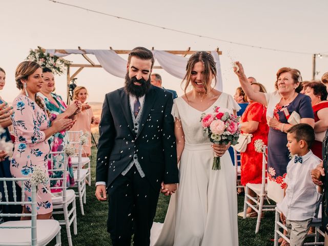 La boda de Toni y María en Caracuel De Calatrava, Ciudad Real 84